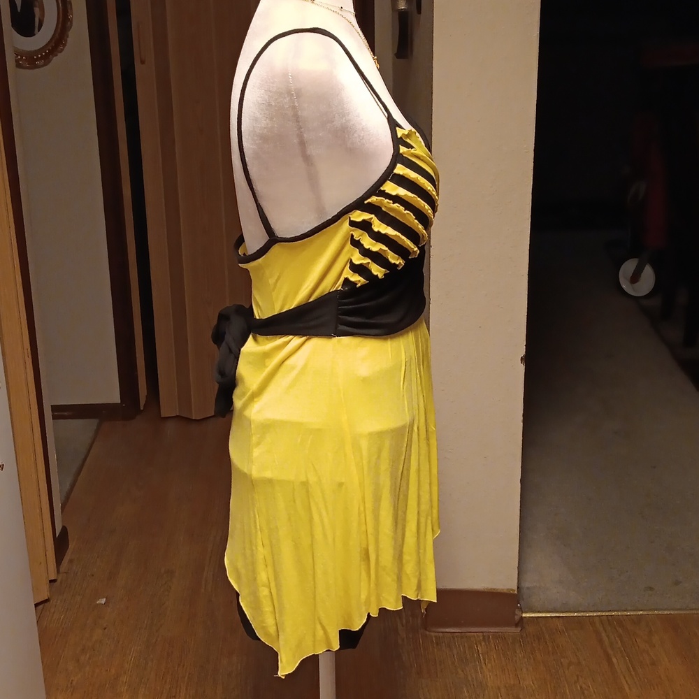 1955 VINTAGE YELLOW AND BLACK AMSTYCAL TOP - Picture 5 of 5